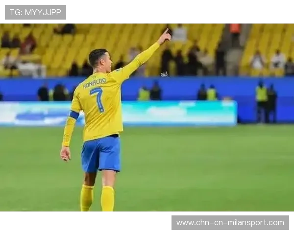 C罗停赛争议持续，舆论对FIFA展开质疑