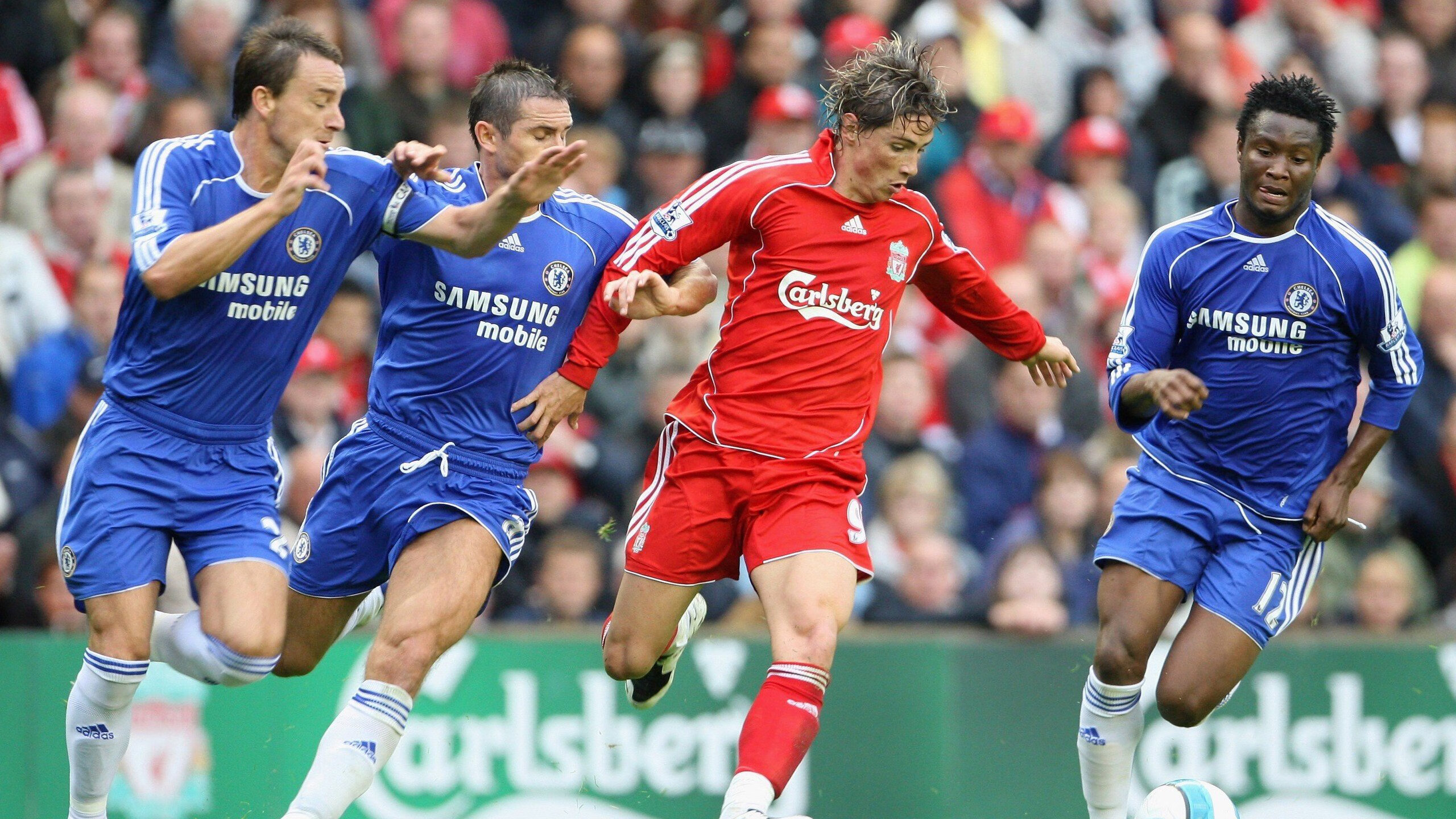 米兰电竞报道官网-利物浦门将再度神勇，连续三场零封，利物浦门将视频